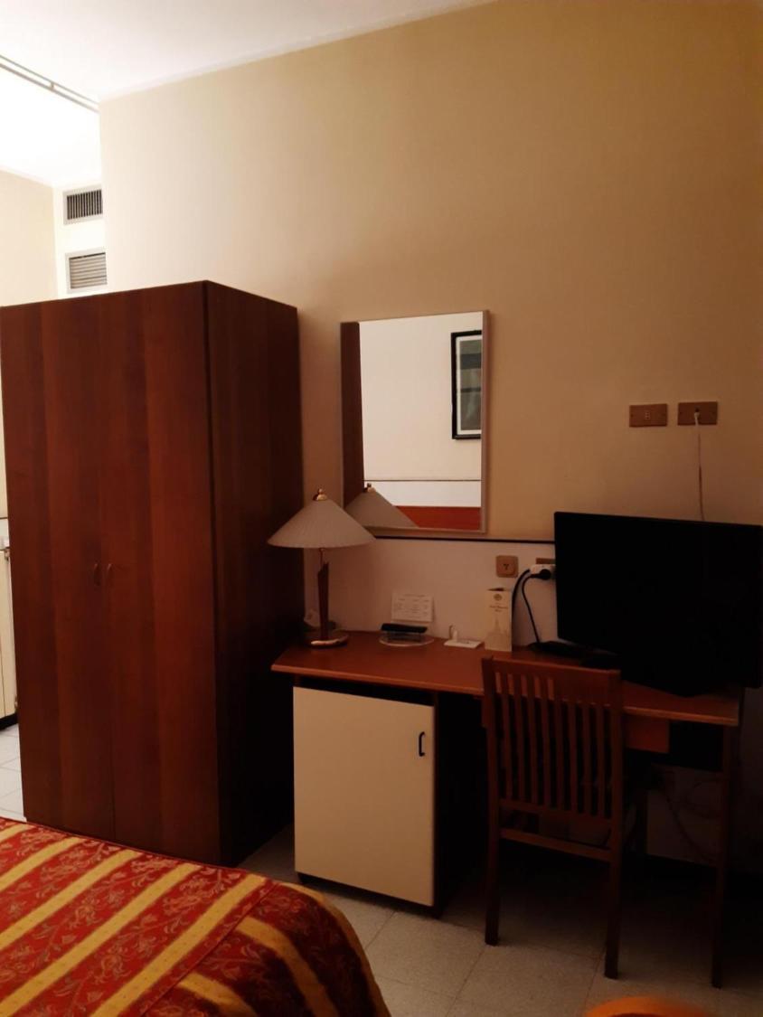 Standard Double Room,1209311032:JPEG