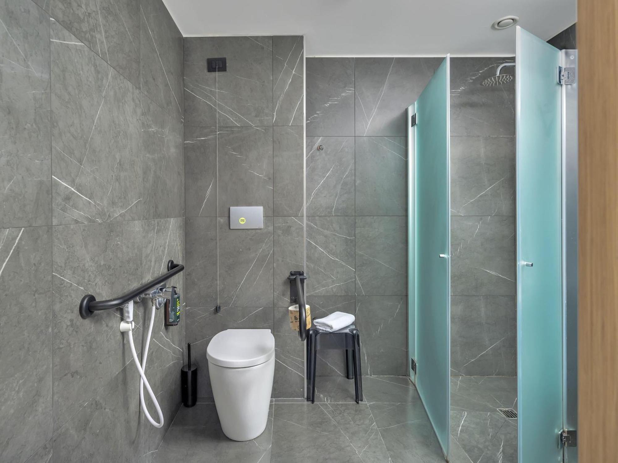 Twin Room Disability Access