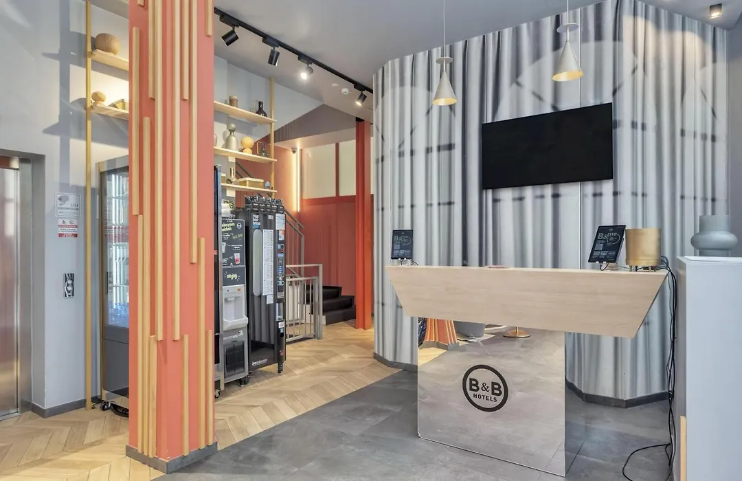 B&B Hotel Milano City Center Duomo-1